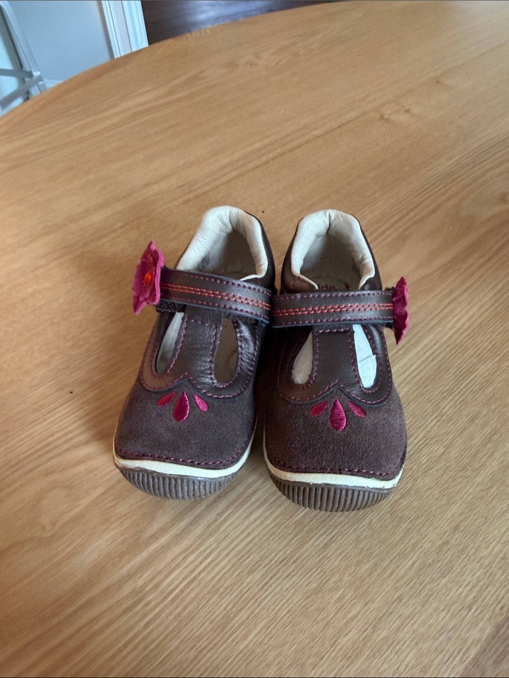 Stride Rite Teagan T Strap Mary Jane’s 8M Toddler NEW